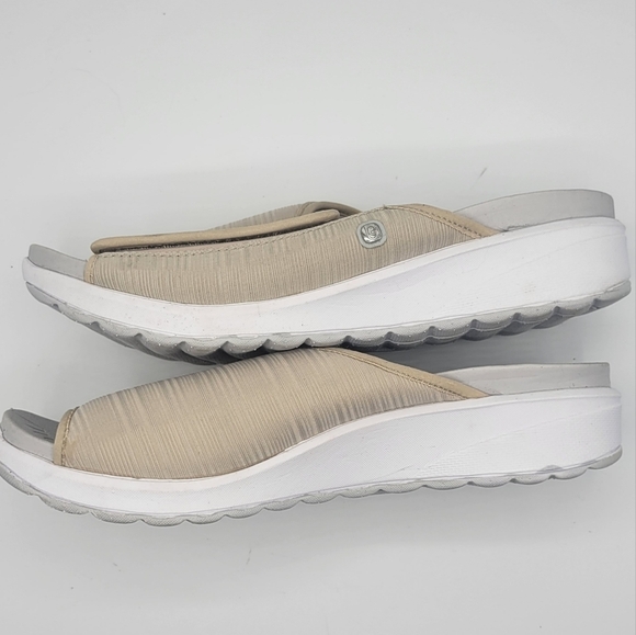 BZees slides with velcro size 9.5M - Picture 7 of 14